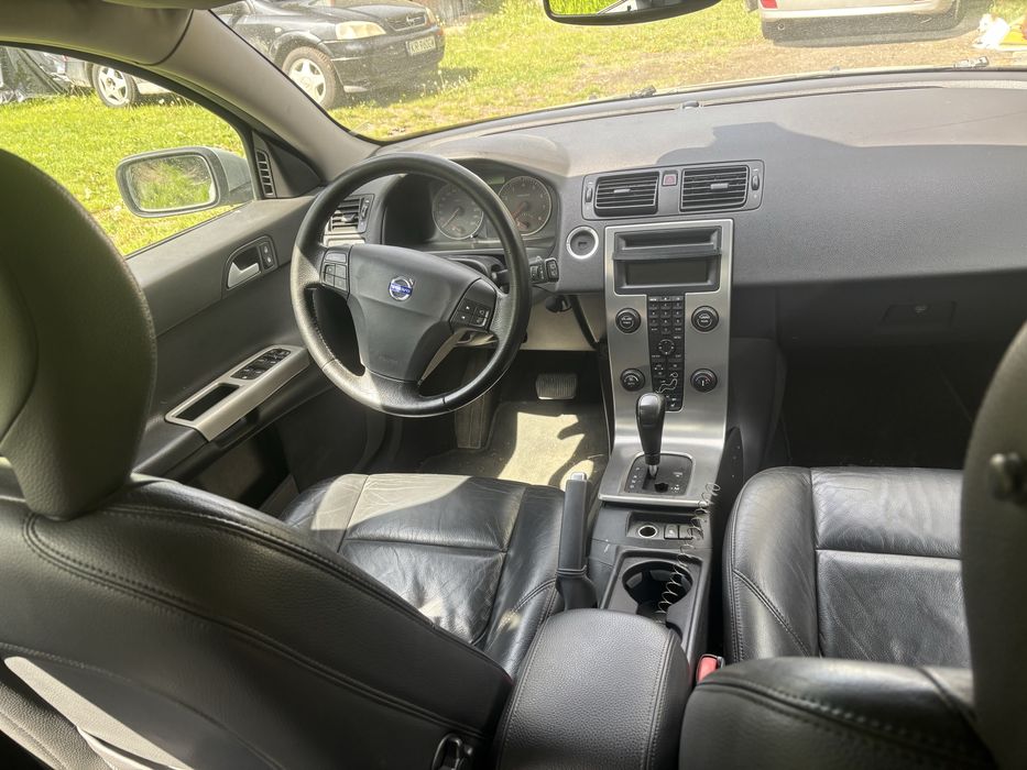 Volvo v50 2.4 automat Summum po wypadku
