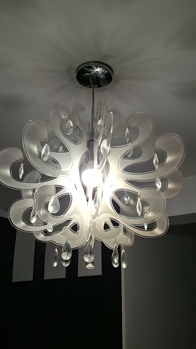Lampa wisząca z kryształami