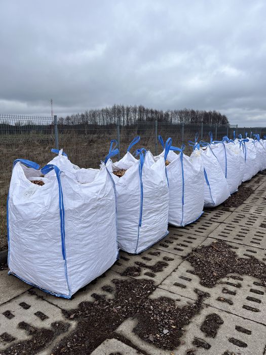 Kora ogrodowa sosnowa bigbag sortowana zrębki zrębka