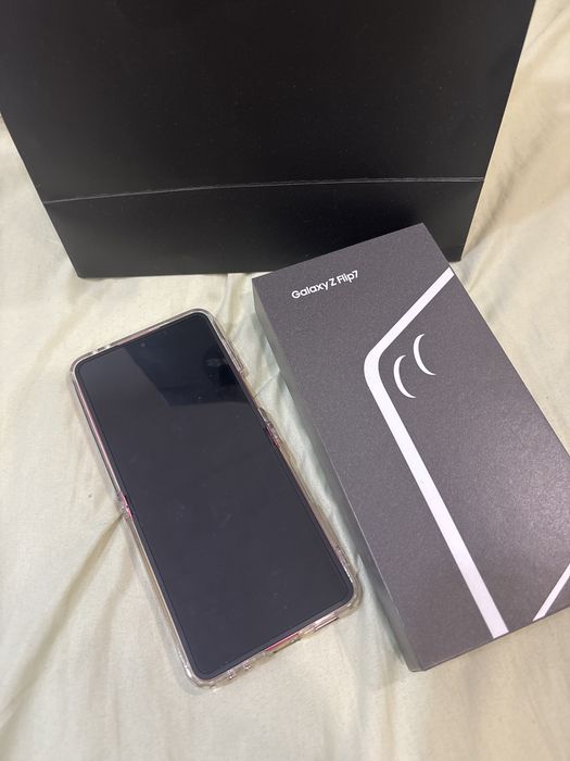 samsung z flip7 semi novo