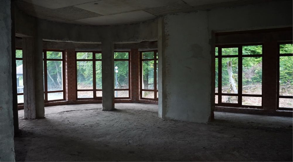 Продам заміський будинок, база відпочинку, центр реабілітації