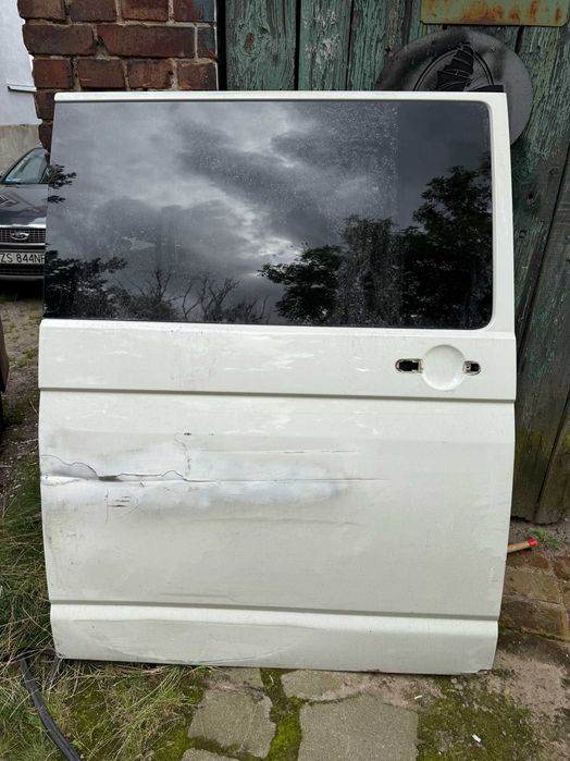 Drzwi przesuwne prawe Volkswagen T5 Caravelle stan jak na zdjęciach
