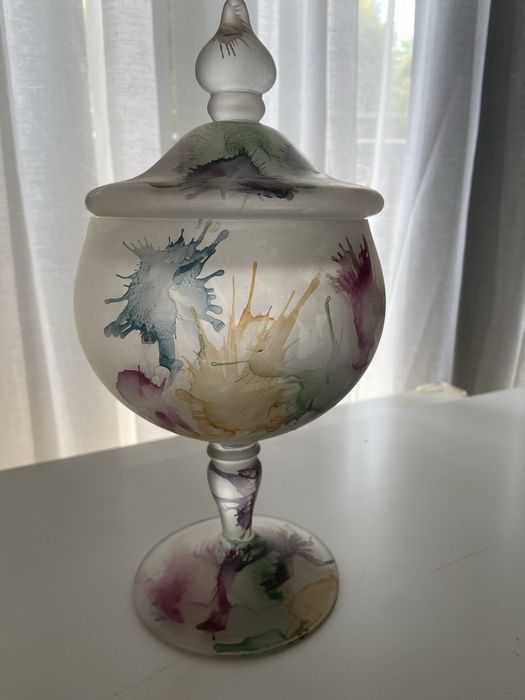 Bombonierka w stylu RUEVEN GLASS – Szkło Satynowane, Unikat Vintage (26,5 cm)