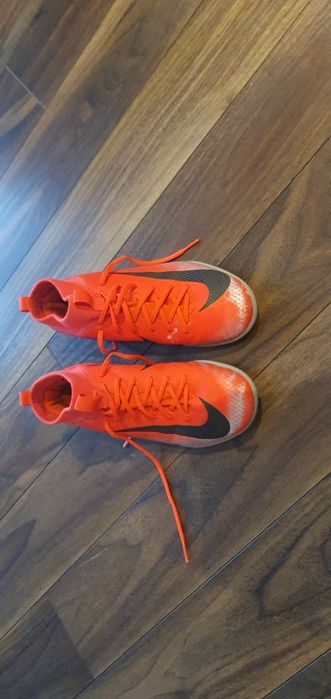 Sprzedam buty chłopięce