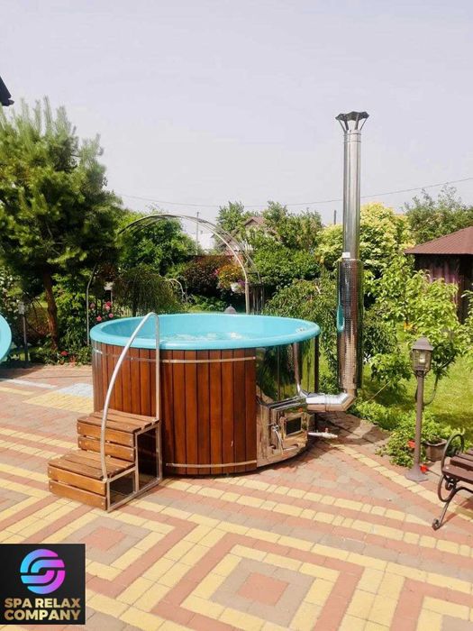 Виробництво чанів джакузі. Басейни Мобільна купель Мобільна лазня