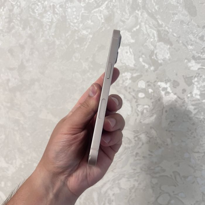 iPhone 13 128GB Starlight