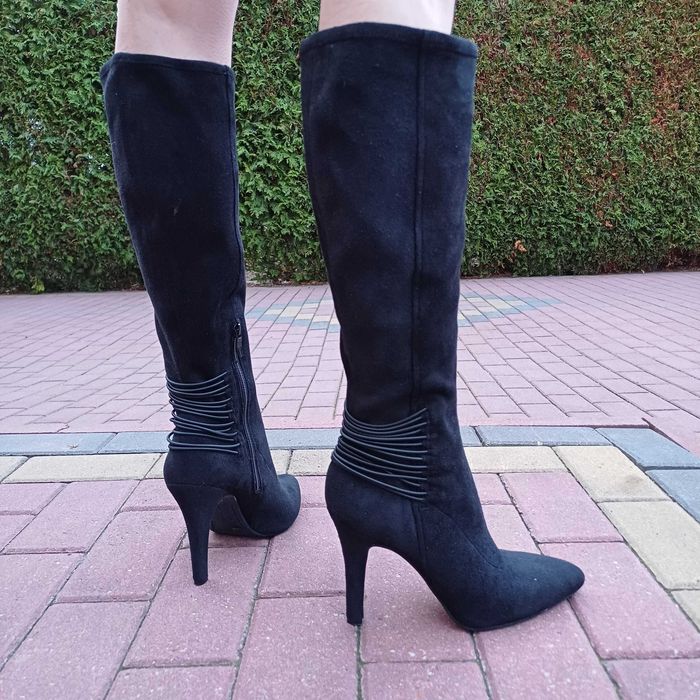 Czarne kozaki BCBG Eneration USA