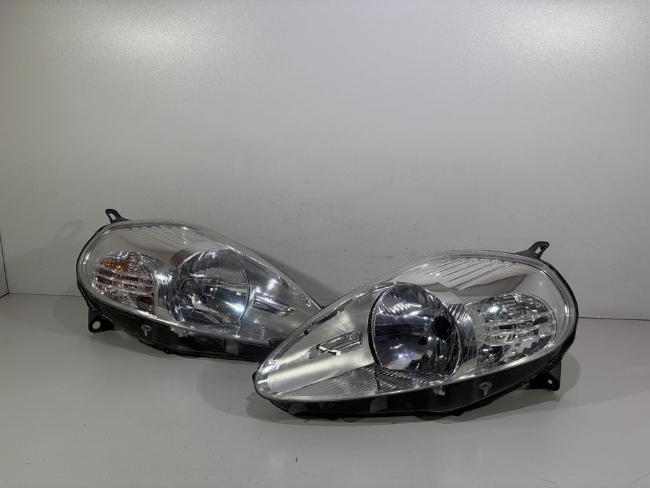 Fiat grande punto lampy przód przednie komplet europa lewa prawa