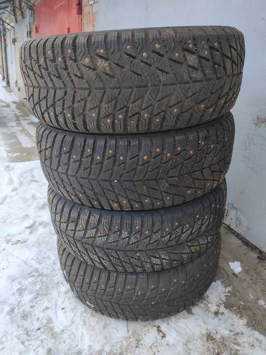 Зимова Резина, гума, шини R 15, (205/60), колеса Зима