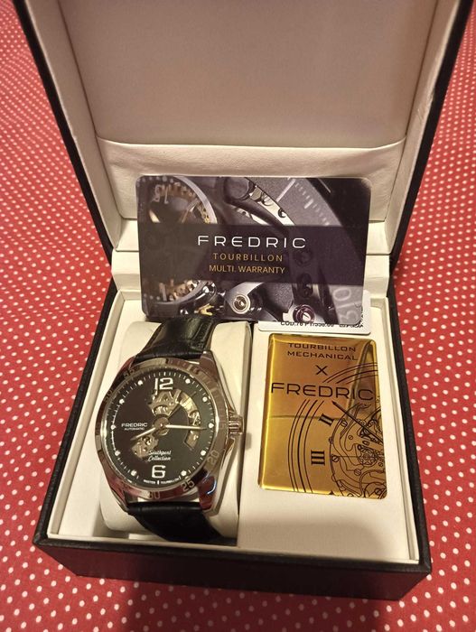 Relógio novo com certificados, FREDRIC,  movimento tourbillon, qualidade e elegância.