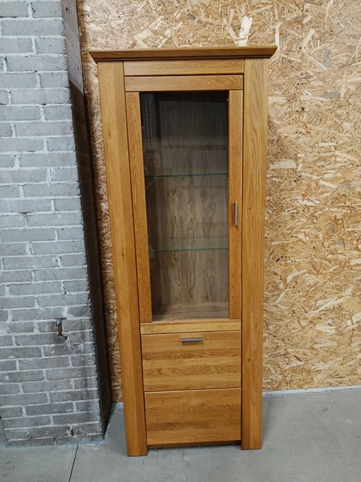 Witryna dębowa, witrynka przeszklona, kredens