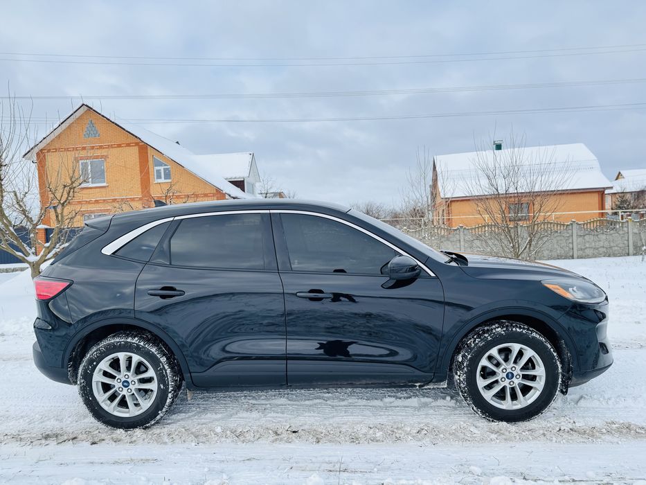 Ford Kuga AWD Titanium 2021р.в.