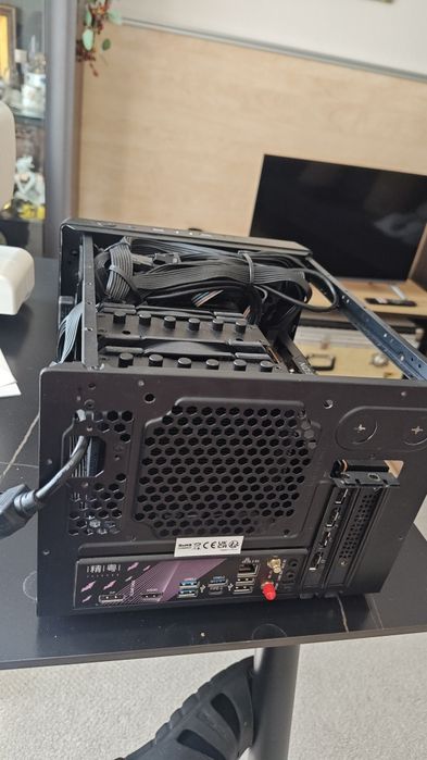 Obudowa do komputer Cube Kolnik Satelite ITX