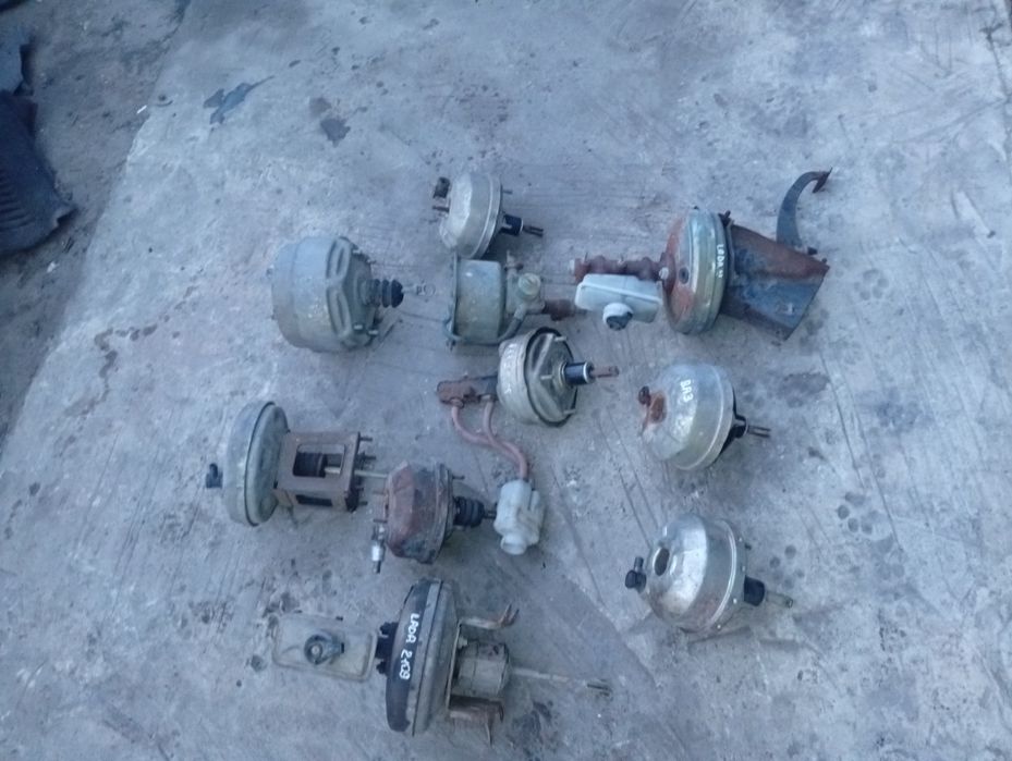 Вакумнний насос вакум ваз жигуль 2101 /2110/2109 Лада уаз волга