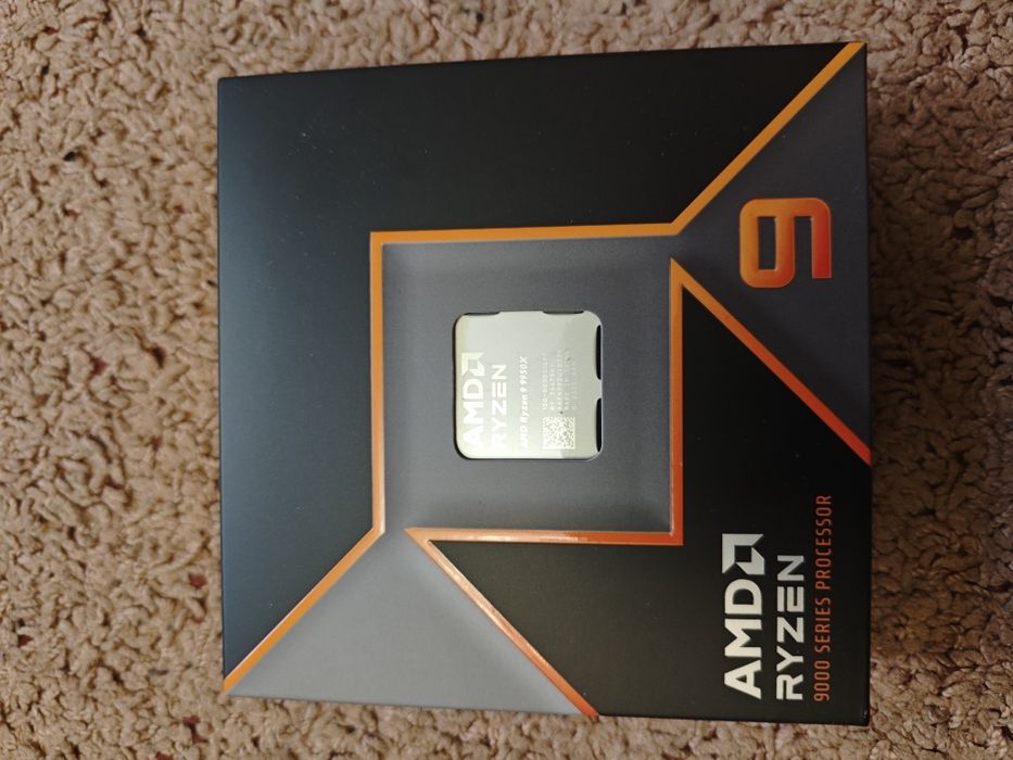 Процесор AMD Ryzen 9 9950X (100-100001277WOF)