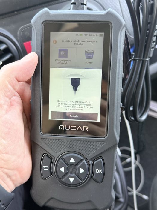 Leitor diagnoticos touchscreen OBD/OBDII CDE900 MUCAR