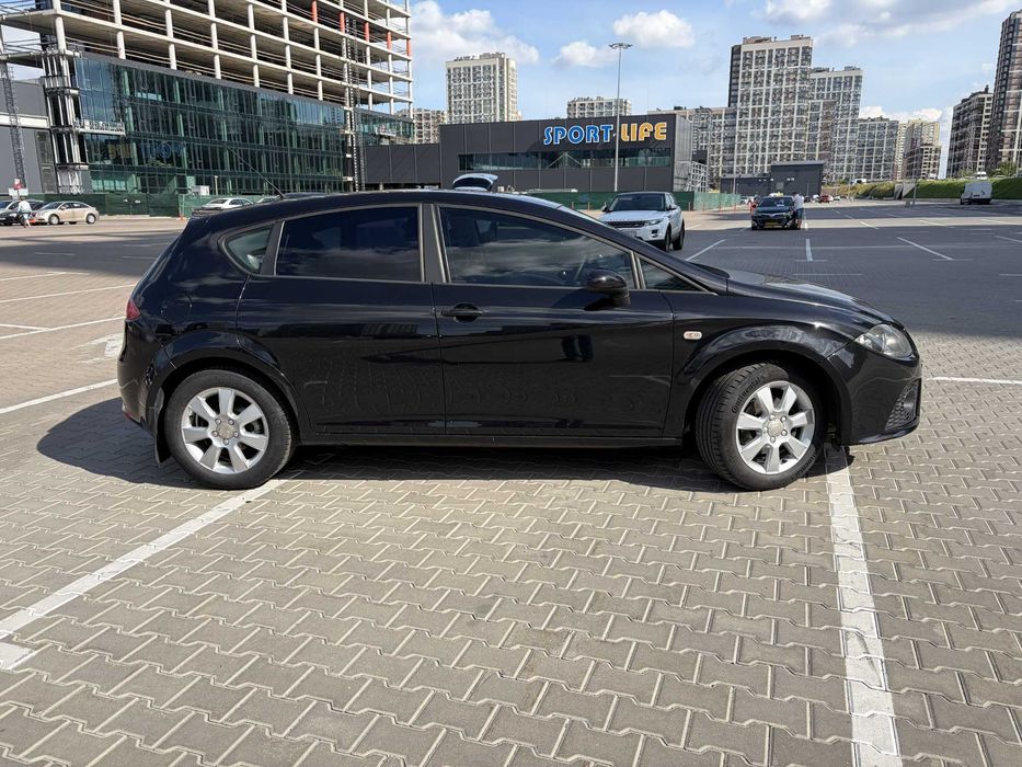 SEAT Leon STYLE 1.6 102 к.с.