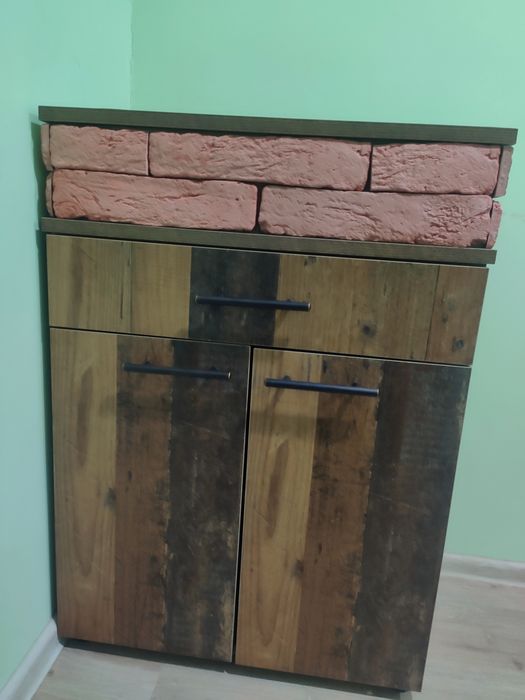 Тумбочки 2шт. Робилися на замовлення. Не фабричні!!!