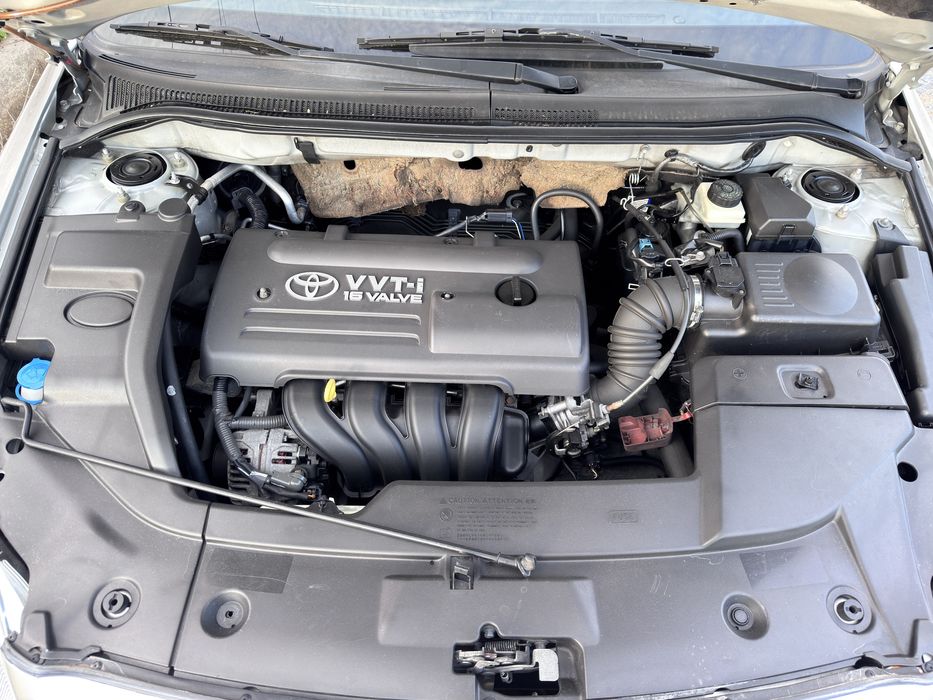 Toyota Avensis 1.6 VVT-i 2004