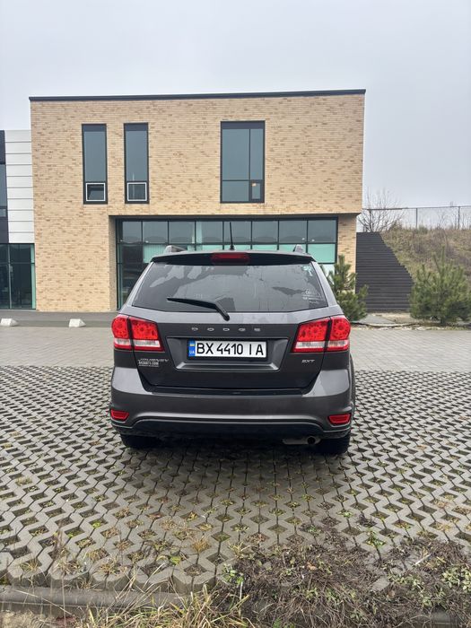 Додж Джорней 7 місць