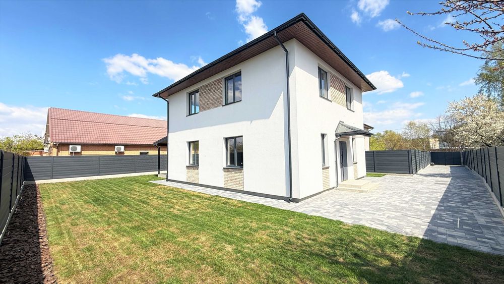 Продаю 2х пов. будинок 150м2 в місті Києві (5 соток ділянка)