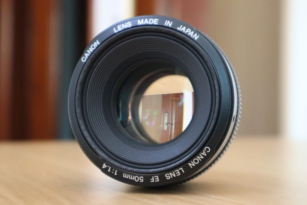 Canon EF 50mm F/1.4 USM