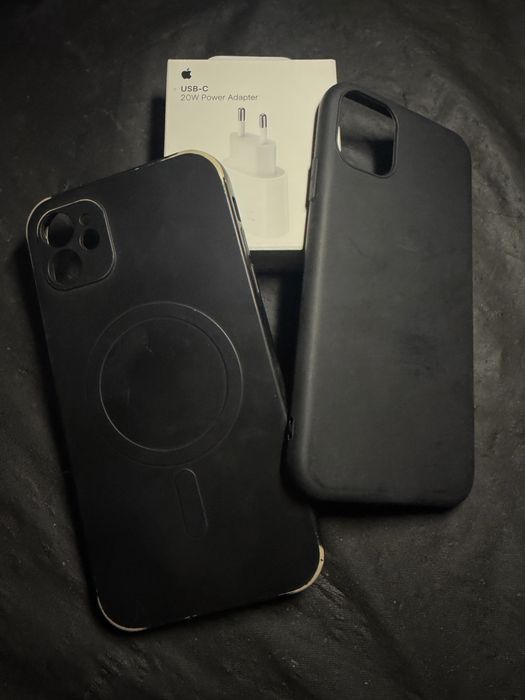 Apple iPhone 11 64 GB – Czarny | Dwa etui + nowa kostka ładowania
