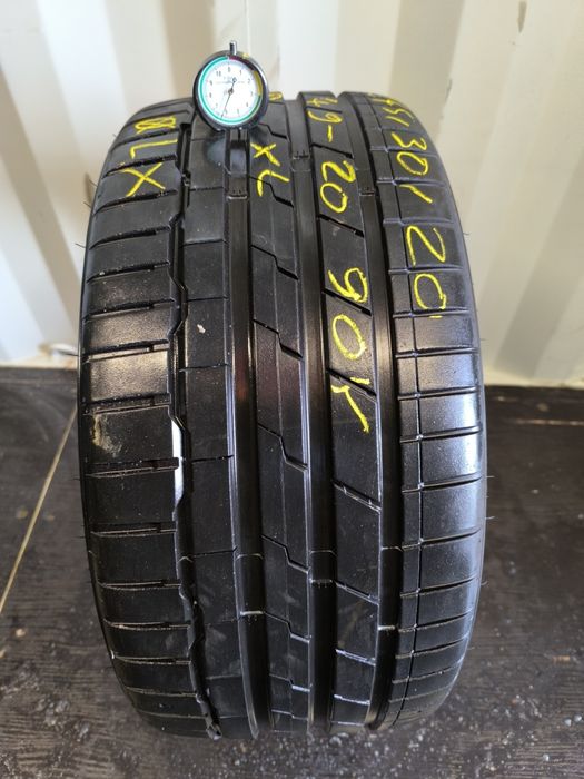. Opona Hankook Venus S1 Evo 3 245/30/20 pojedynka