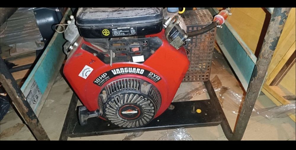Продам бензогенератор 3.7-8.5kVA