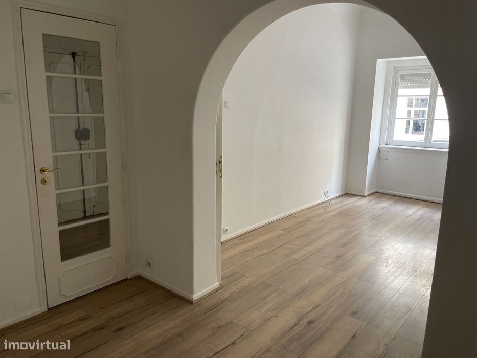 T2 Areeiro Licença AL e terraço