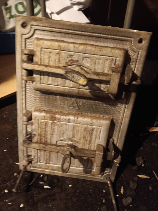 Drzwiczki do pieca kaflowego