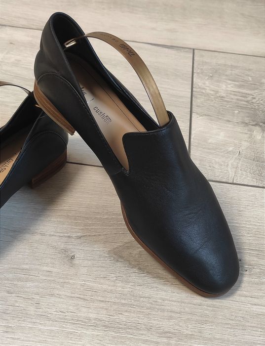 Шикарные лоферы из премиум коллекции Clarks размер 38,5