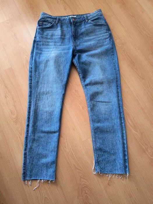 jeansy damskie firmy Bershka nowe!