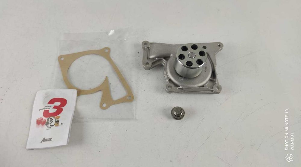 Airtex 1915 Pompa wodna Dacia Renault Nissan