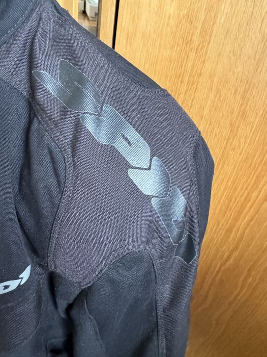 Casaco Spidi com calcas