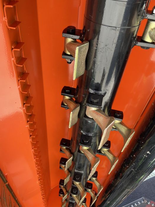 Triturador de martelos 1,80m reversivel