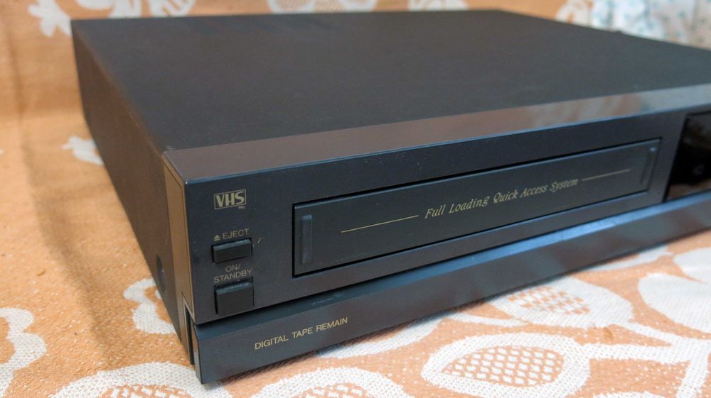 Продам видеомагнитофон Toshiba X-109 CZ