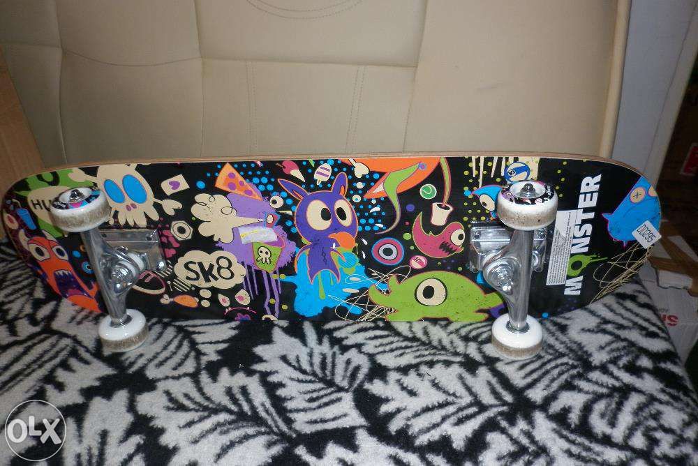 Duża Deskorolka Monster Cracken 75x20 cm