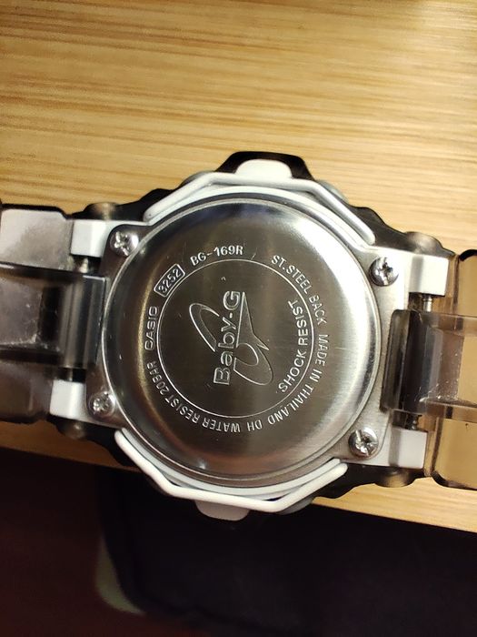 Casio baby-g 169r