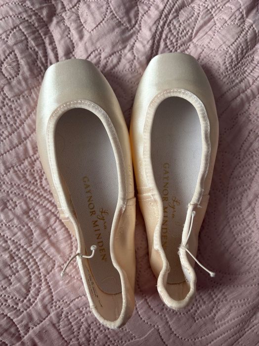 Pointy baletowe Gaynor Minden Lyra rozmiar 9