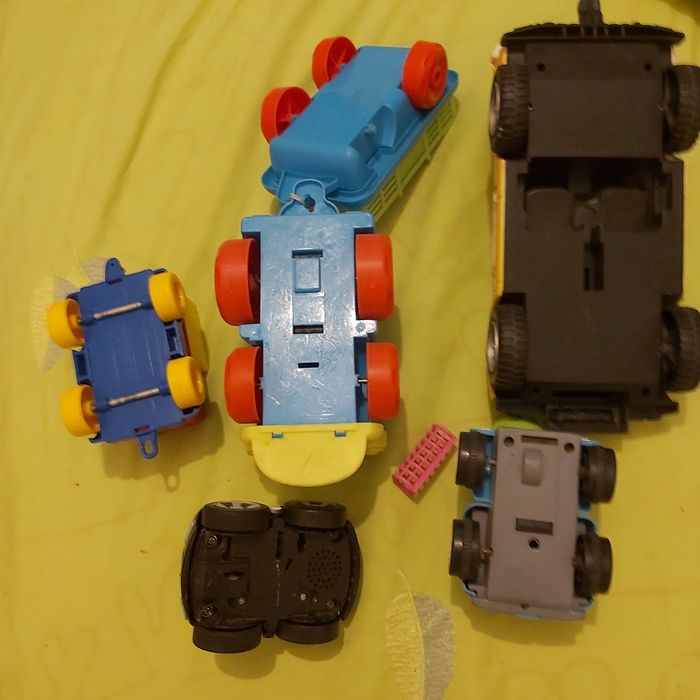 Машинки в ассортименте