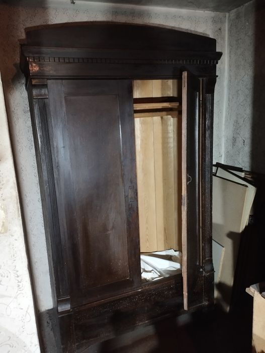 Stara szafa zabytkowa