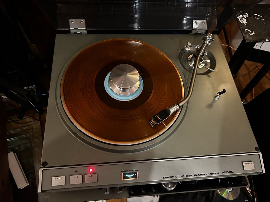 Gramofon Model Micro Seiki MR-711