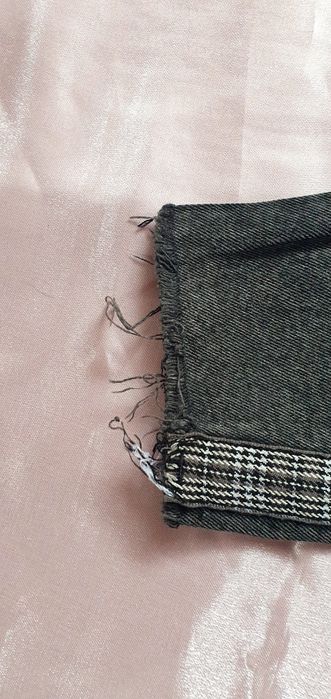 Spodnie szersze Cropp z lampasami