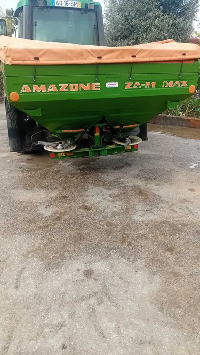 Distribuidor de adubo Amazone