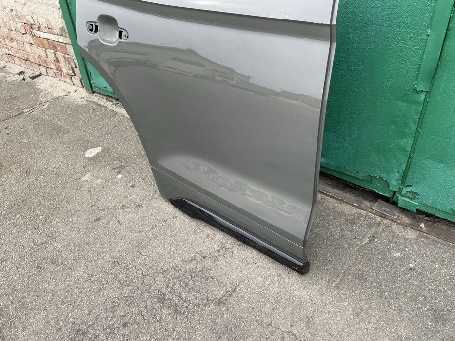 Двері праві ауді audi q5 Q5 2016- 80a спортбек sportbek