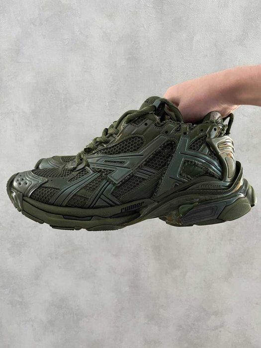 balenciaga runner