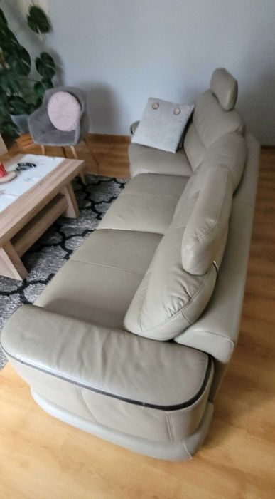 Sofa skórzana rozkładana szer.280xgł.125cm.