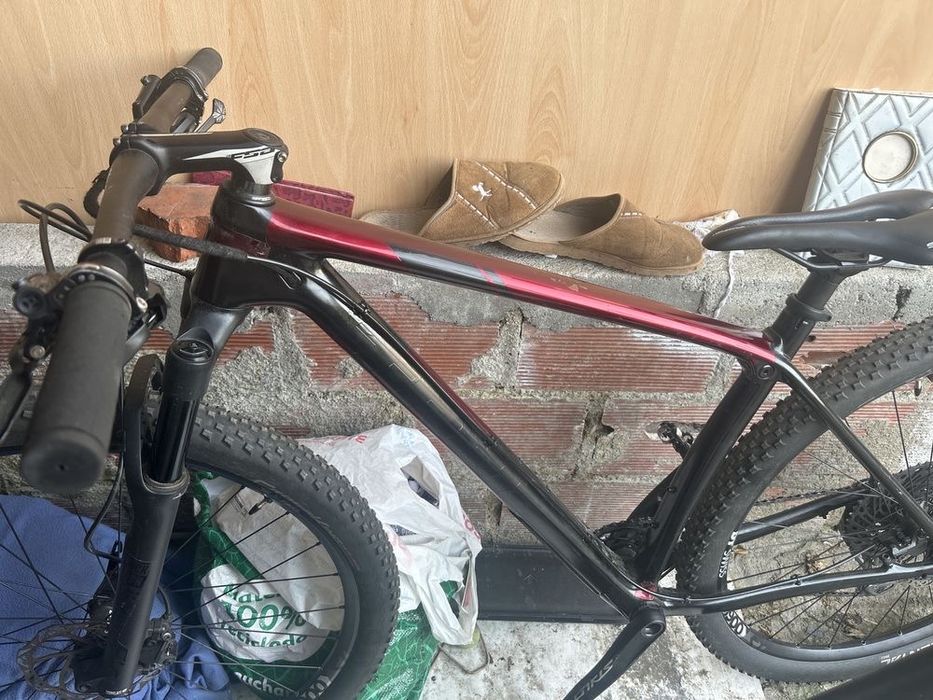 Trek pro caliber 9.7 carbono dt swiss