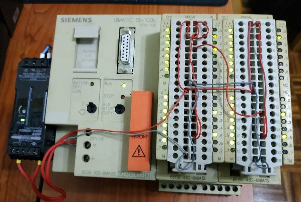 Kit automato S5 PLC Siemens Simatic S5-100U com CPU_102